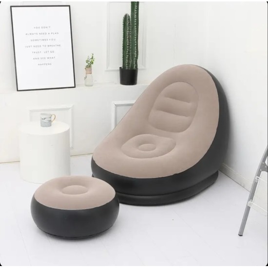 Fotoliu gonflabil bej tip sezlong cu suport picioare, pompa inclusa, pentru interior si exterior Fotoliu gonflabil bej tip sezlong cu suport picioare, pompa inclusa, pentru interior si exterior