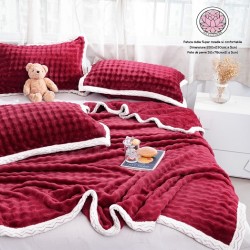                                           Set 3 Piese Pătură Dublă 200x230 cm Cocolino cu Bordură Contrastantă + 2 Fețe de Pernă 52x78 cm