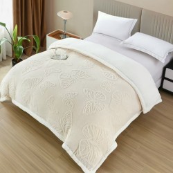                                     Pătură Cocolino 3D cu Blăniță si Fluturi 200x230 CM
