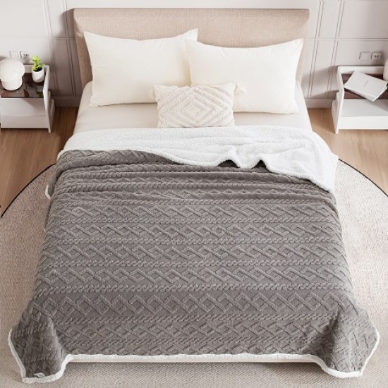                                       Pătură Cocolino 3D cu Blăniță si Carouri 200x230 CM