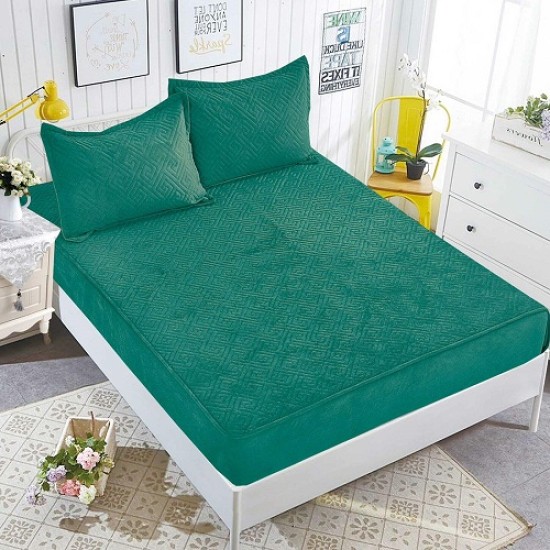 Husa de pat - topper catifea cu 2 fete de perna VERDE INCHIS Husa de pat - topper catifea cu 2 fete de perna VERDE INCHIS